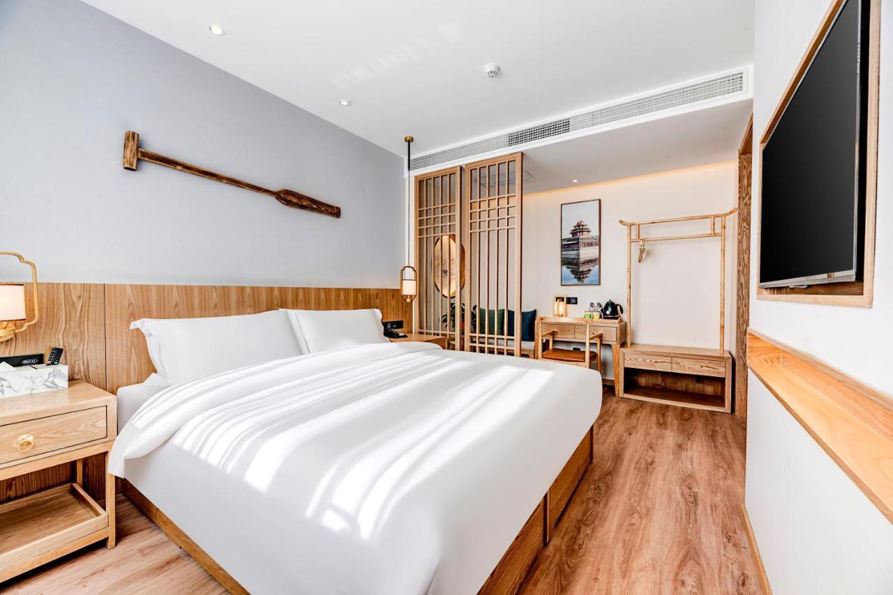 Happy Dragon Universal Vacation Hotel - Close To Universal Studio And Wanda Plaza,Free Shuttle To The Resort,Free Coffee,Laundry Beijing Eksteriør billede
