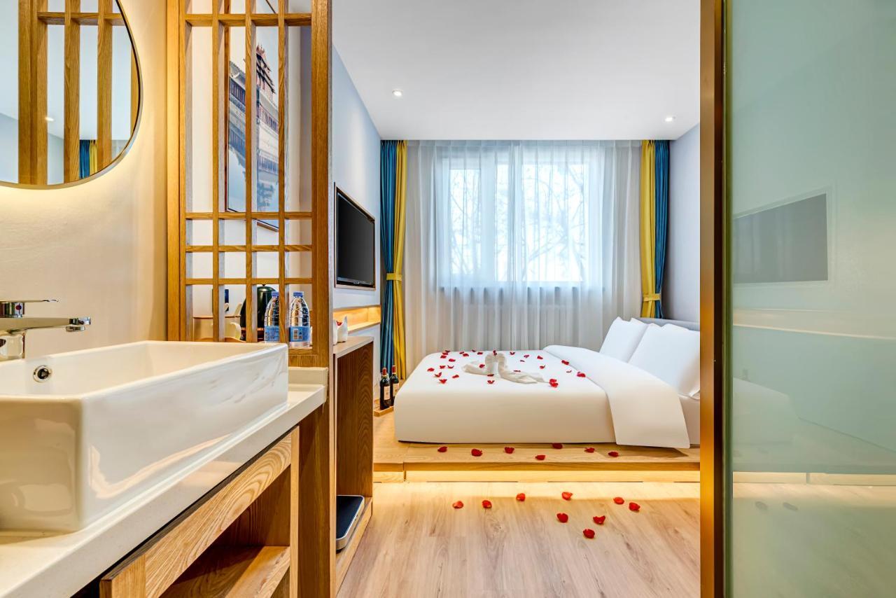 Happy Dragon Universal Vacation Hotel - Close To Universal Studio And Wanda Plaza,Free Shuttle To The Resort,Free Coffee,Laundry Beijing Eksteriør billede
