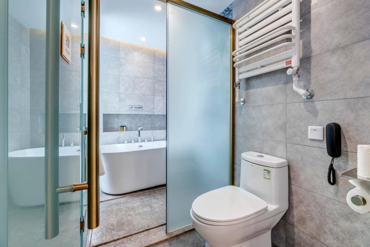 Happy Dragon Universal Vacation Hotel - Close To Universal Studio And Wanda Plaza,Free Shuttle To The Resort,Free Coffee,Laundry Beijing Eksteriør billede