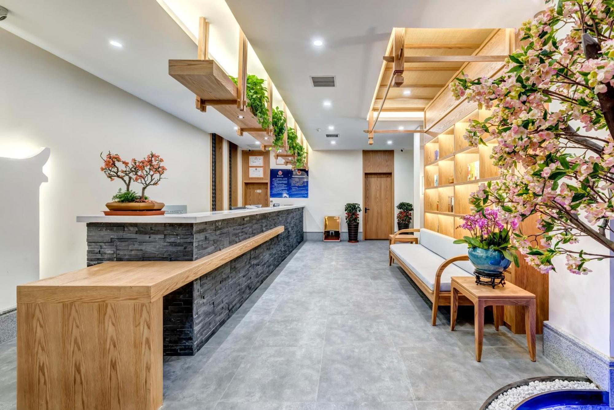 Happy Dragon Universal Vacation Hotel - Close To Universal Studio And Wanda Plaza,Free Shuttle To The Resort,Free Coffee,Laundry Beijing Eksteriør billede